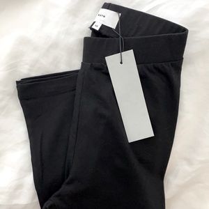 Black leggings. New!